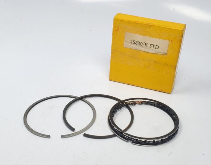 R25830 - NOS - FITS SINGLE PISTON - Standard Size