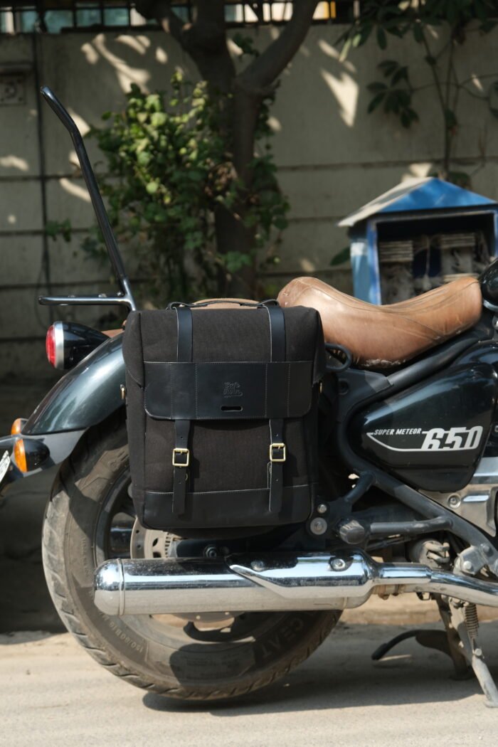 Ventura Canvas Saddlebags with Stays, Black - Image 2